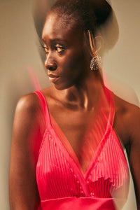 Abito in raso plissettato con fiocco Kaos