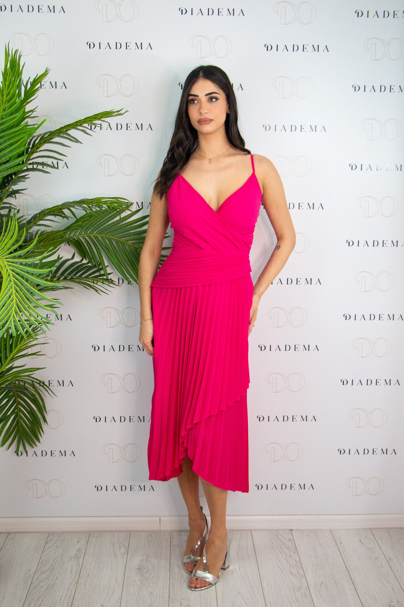 Abito plissé con scollo a cuore Kaos